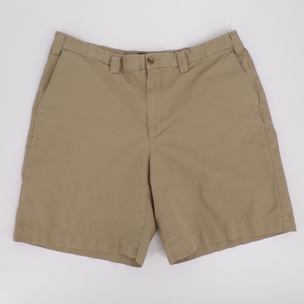 Eddie Bauer Khaki Cotton Size 40 Shorts.